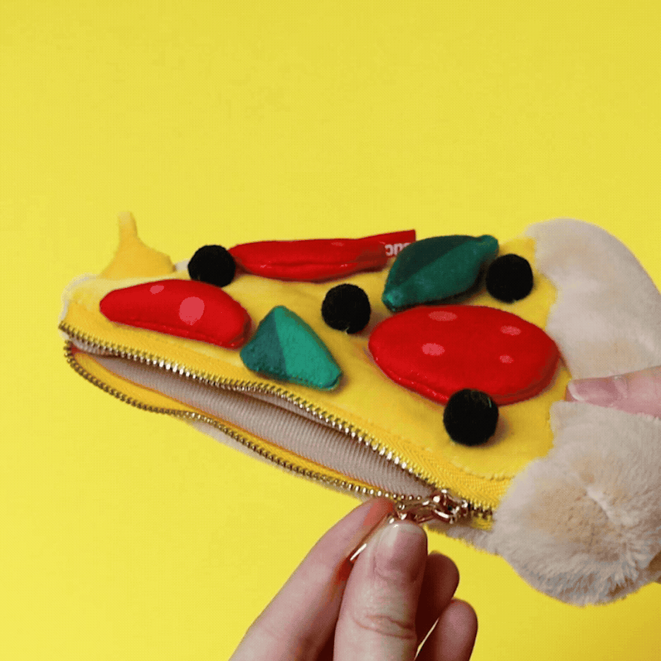 Toy - Plush Pizza Pouch