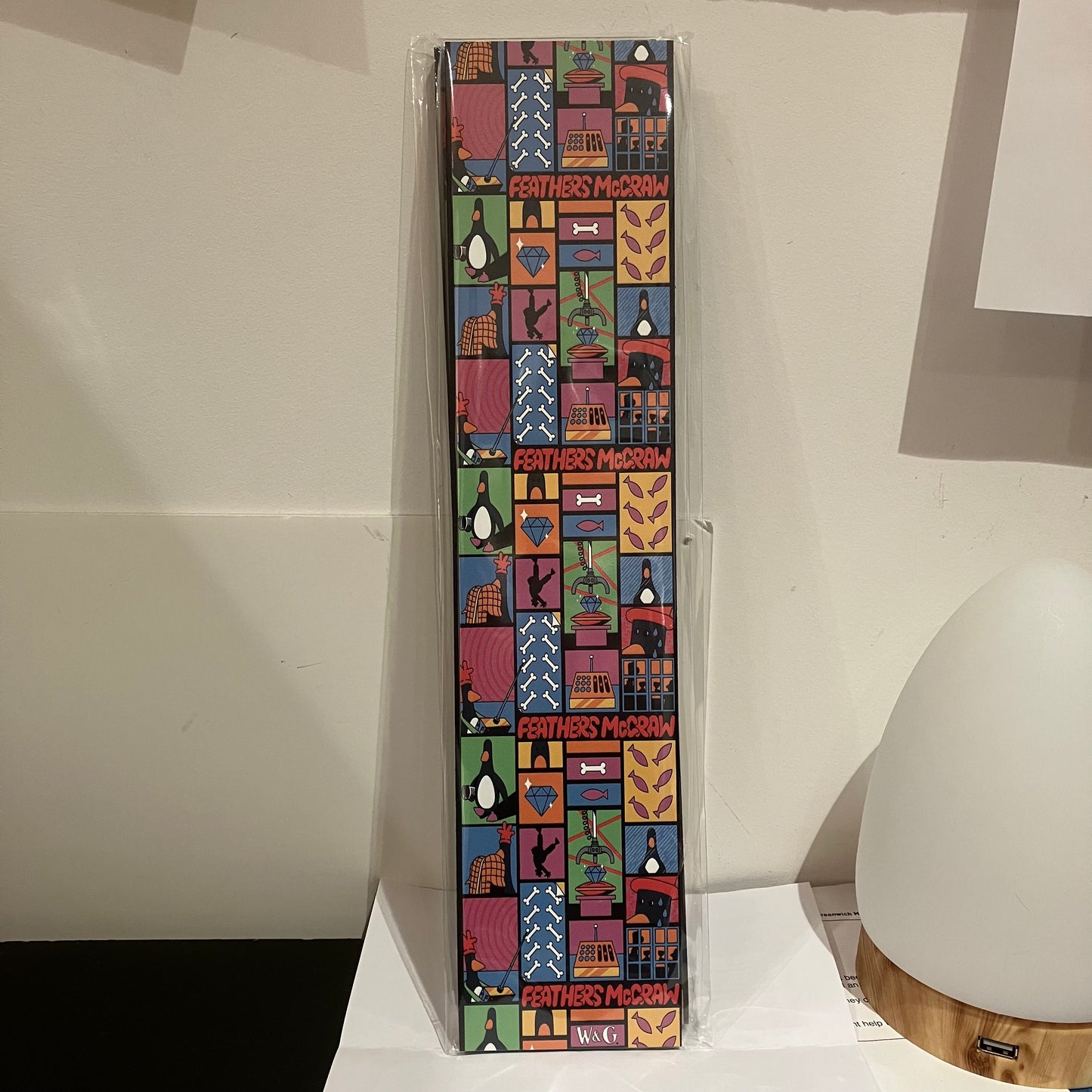 Plaque - Feathers Wallpaper